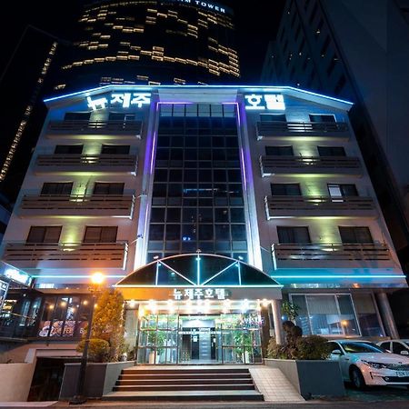 โรงแรมนิว เชจู เมืองเชจู ภายนอก รูปภาพ
