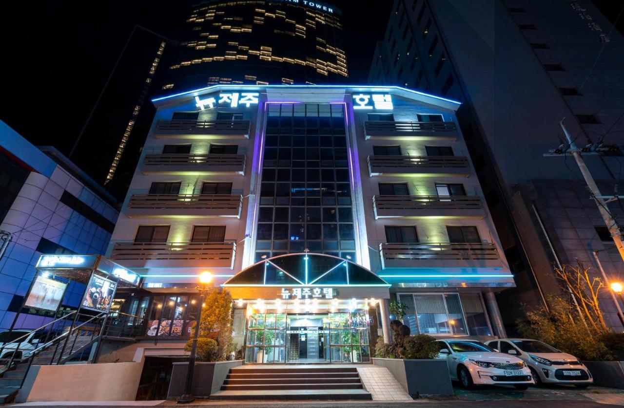 โรงแรมนิว เชจู เมืองเชจู ภายนอก รูปภาพ